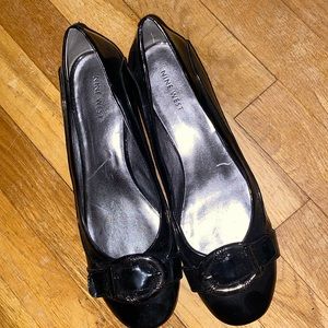 9 west black loafers with black buckle, size 9